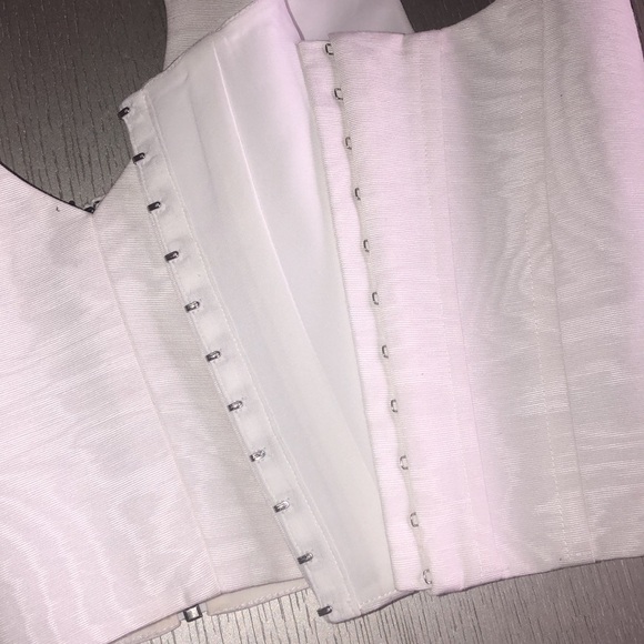 Alice + Olivia top tank White Size 2 - Picture 12 of 16